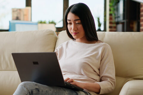 A women using a laptop